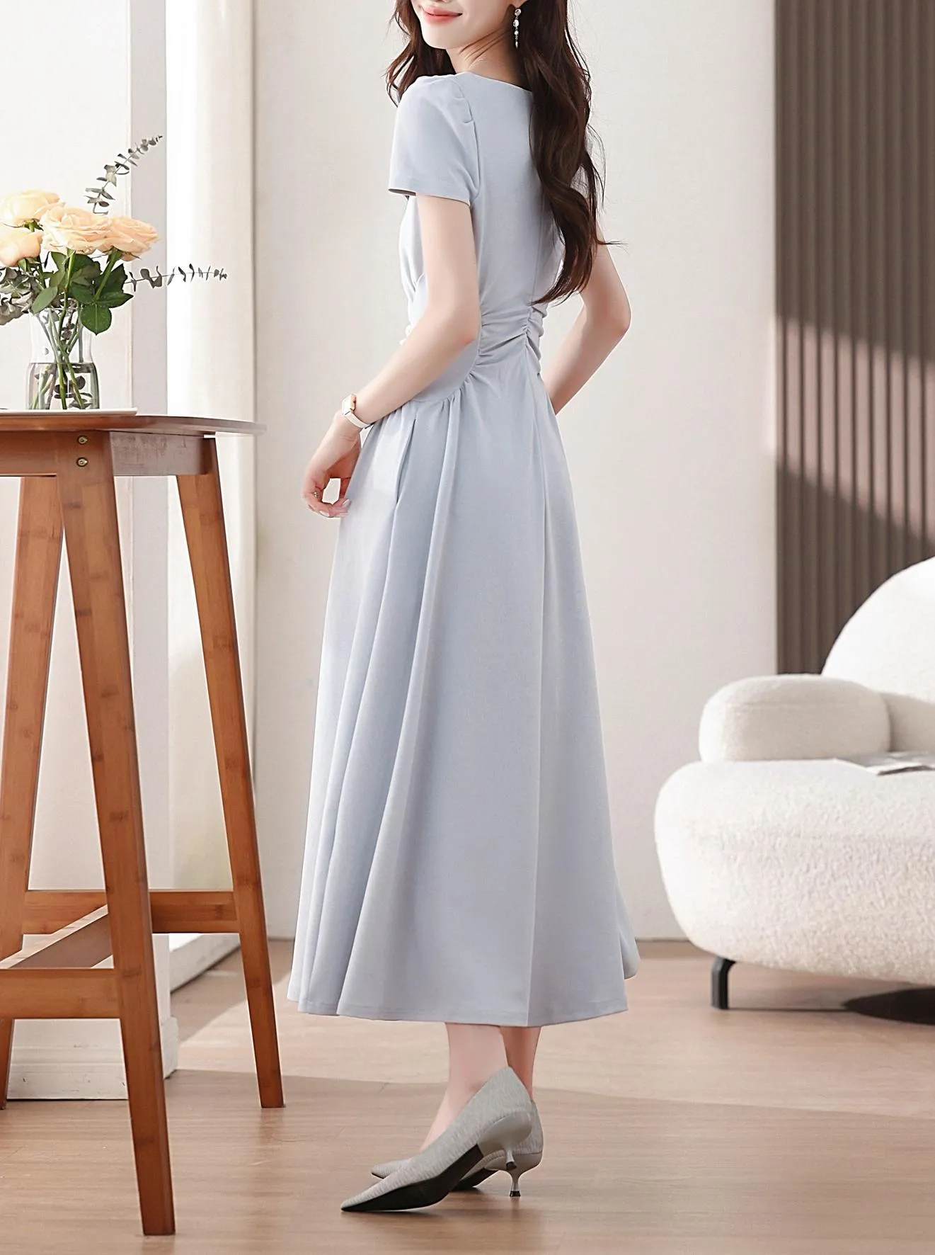 Solid Shirred Maxi Dress Perfect for a Stylish Vacation