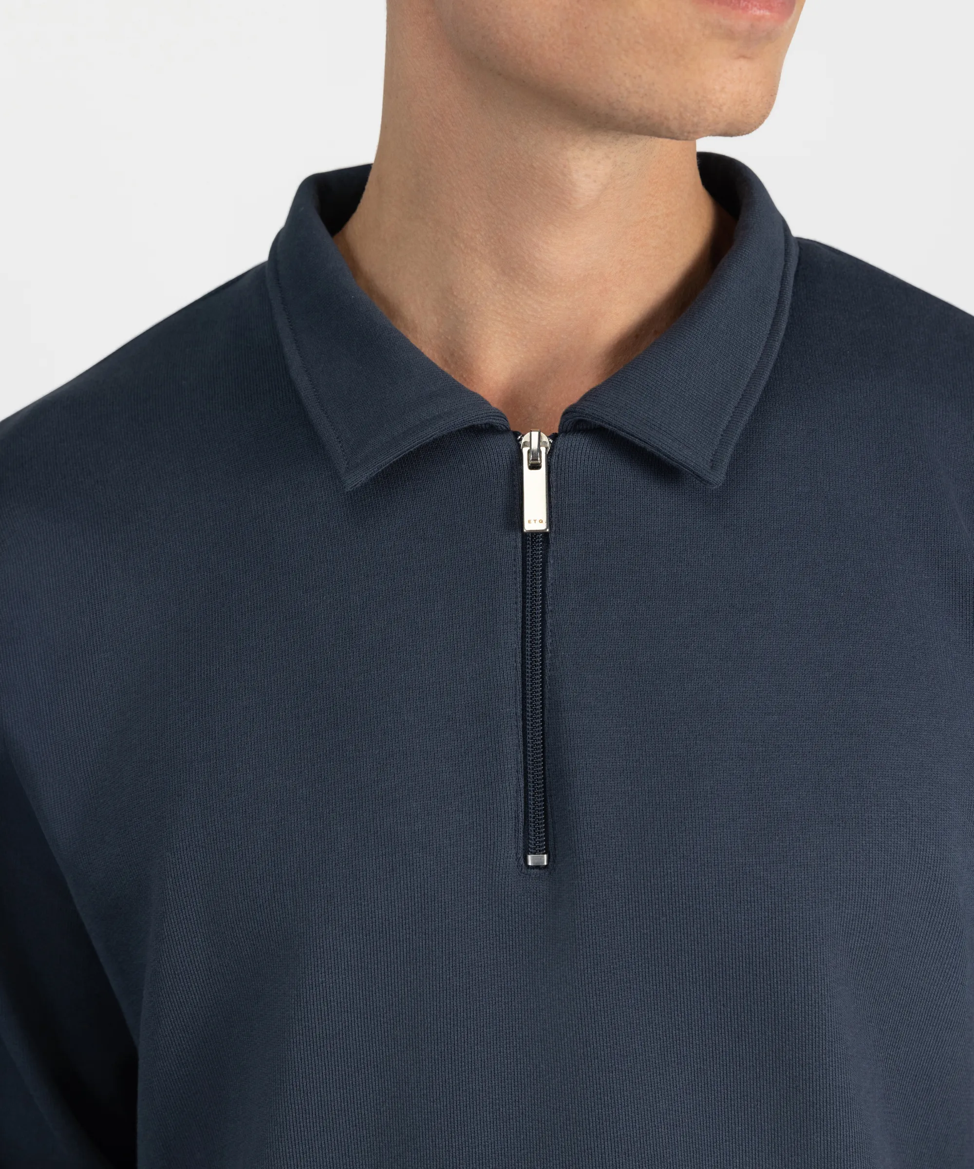 SW 02 Essence Half Zip Blueberry
