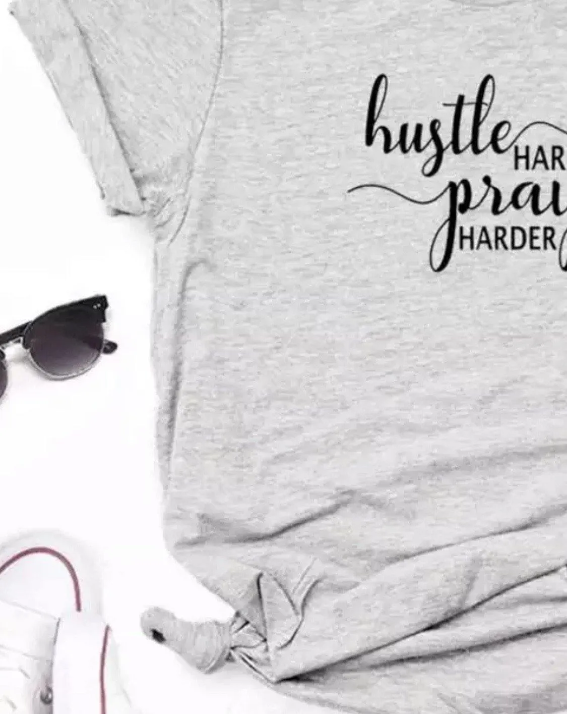 T-shirts Hustle hard PRAY harder S - 3XL. Pink, black, gray, white, yellow or maroon.