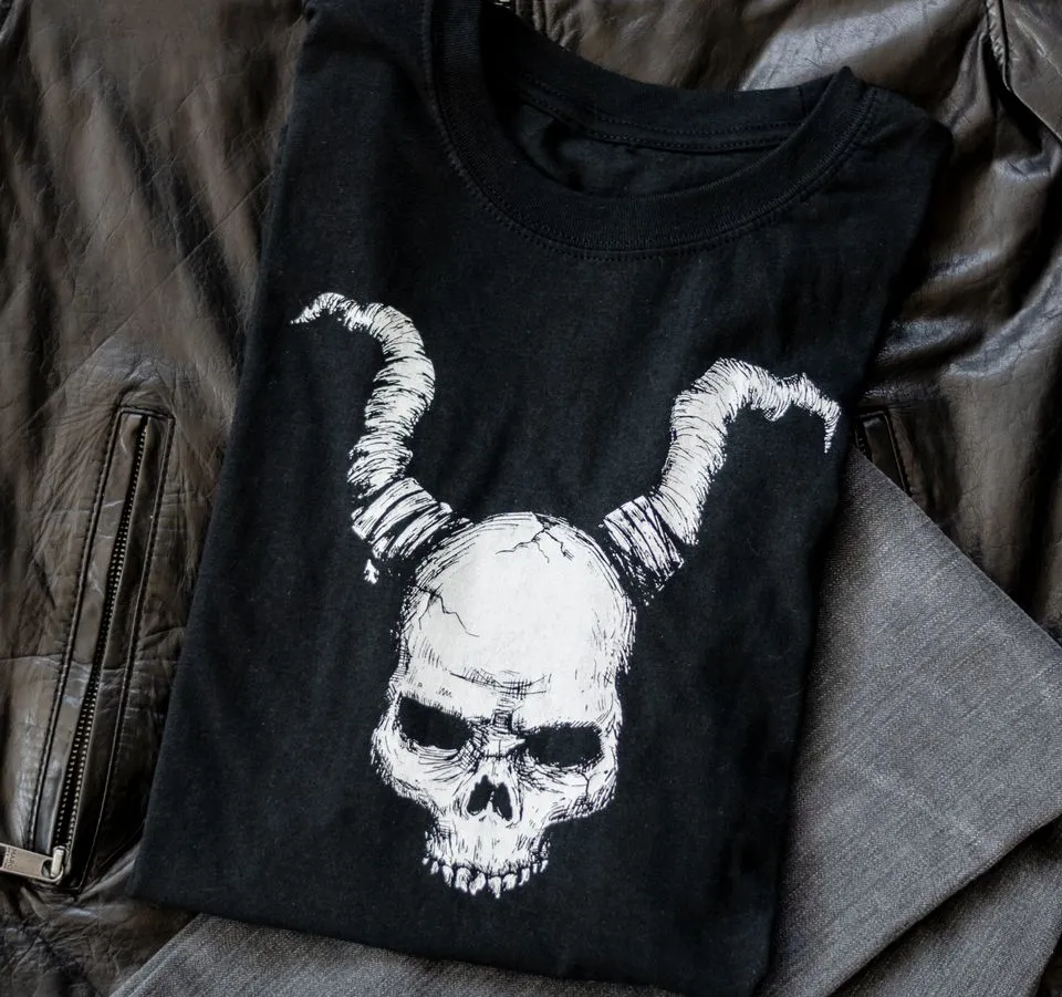 Taurus (Apr 20 - May 20) Zodiac T-Shirt