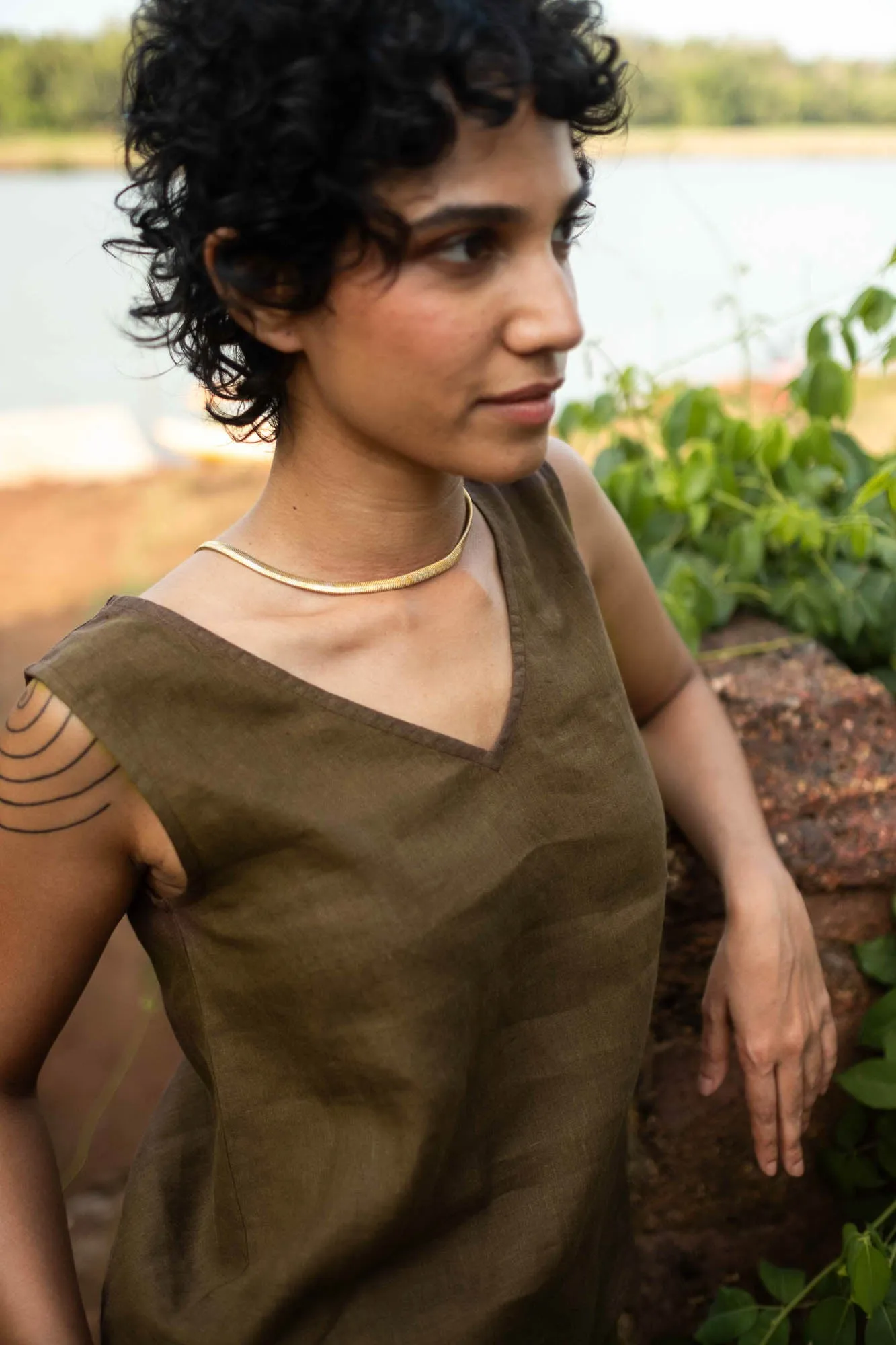The Linen V Neck Tank