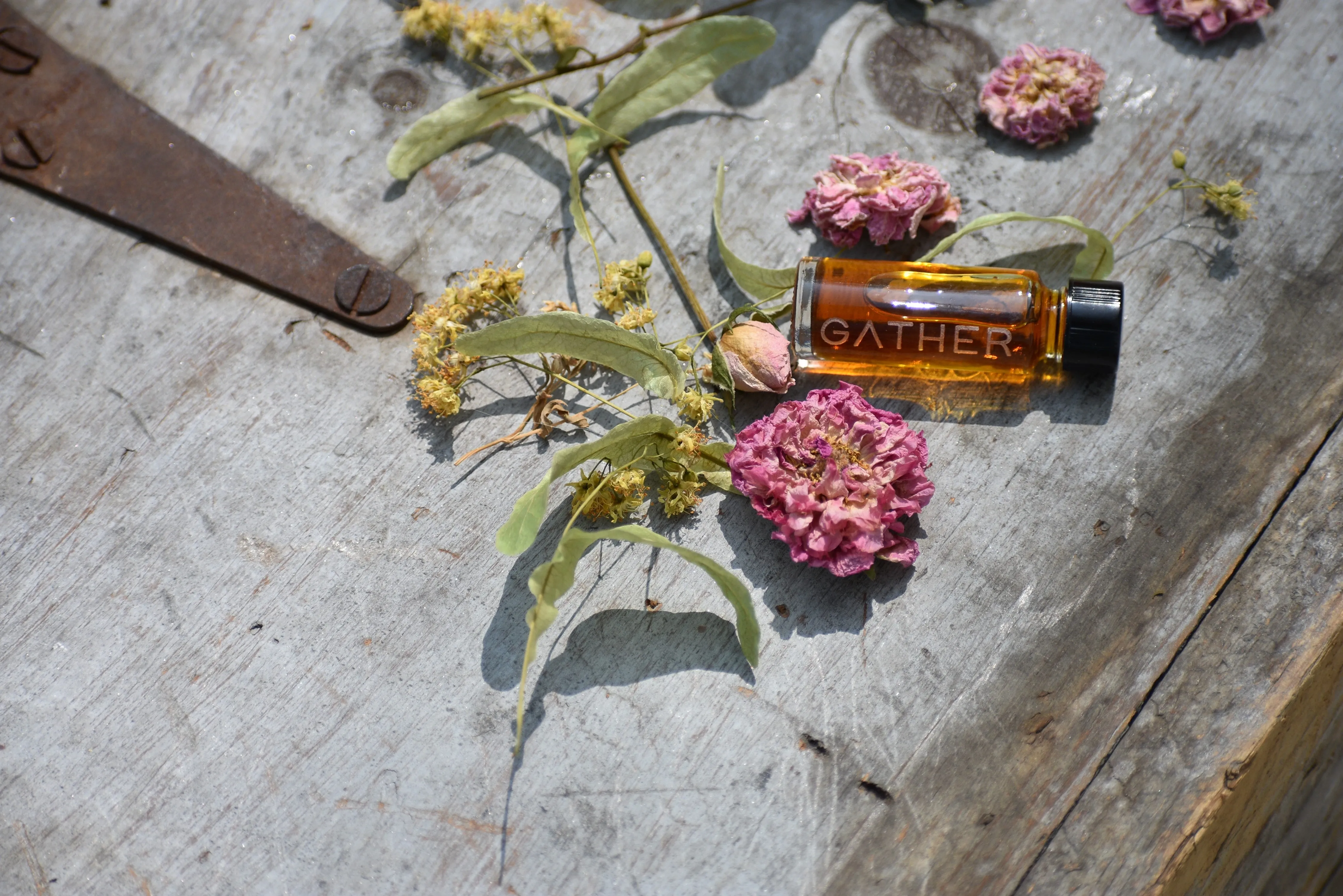 THE ROSE COLLECTOR - Natural Botanical Perfume - Peak Bloom