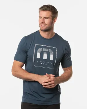 TRAVIS MATHEW MENS BEARLY THERE T-SHIRT - INSIGNIA