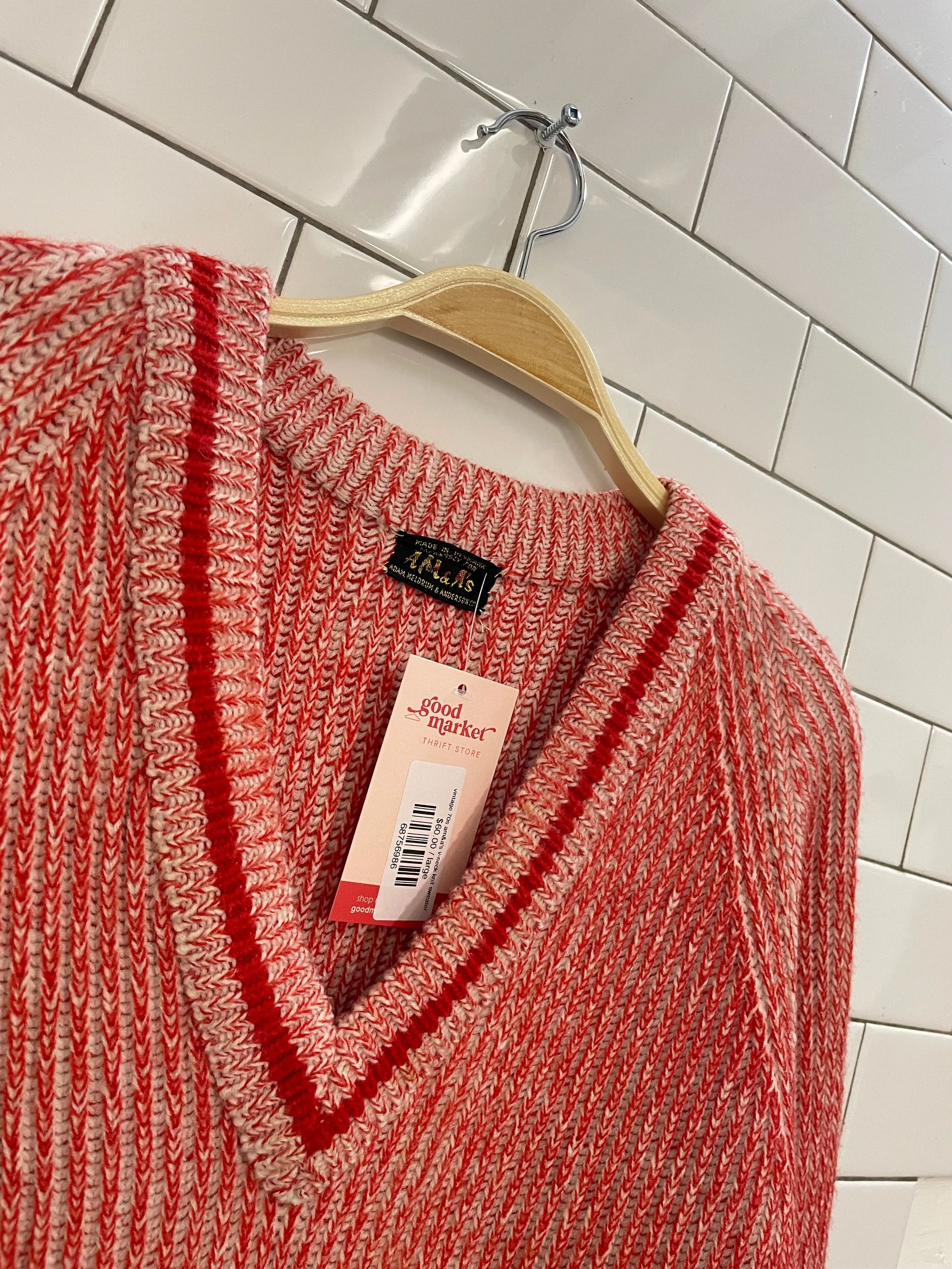 vintage 70s am&a's v-neck knit sweater