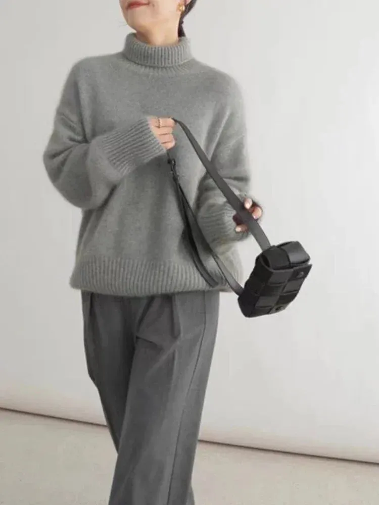 Vintage Turtleneck Pullover