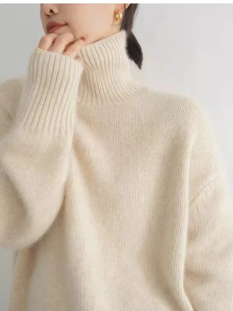 Vintage Turtleneck Pullover