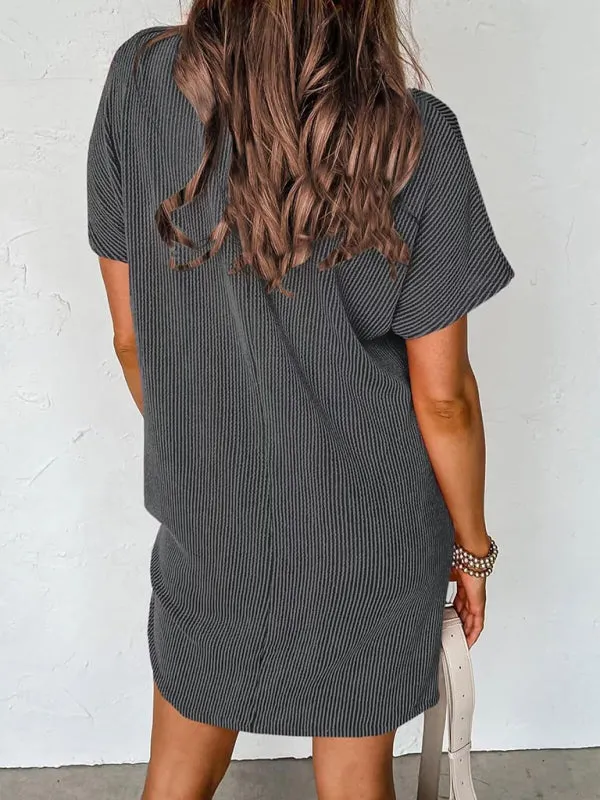 Wavy Striped Casual Dress with Ribbed Texture and Pocket