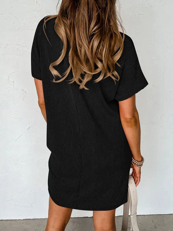 Wavy Striped Casual Dress with Ribbed Texture and Pocket