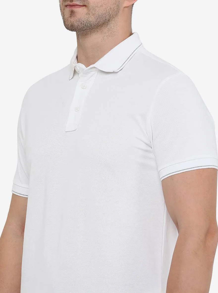 White Solid Slim Fit Polo T-Shirt | JadeBlue